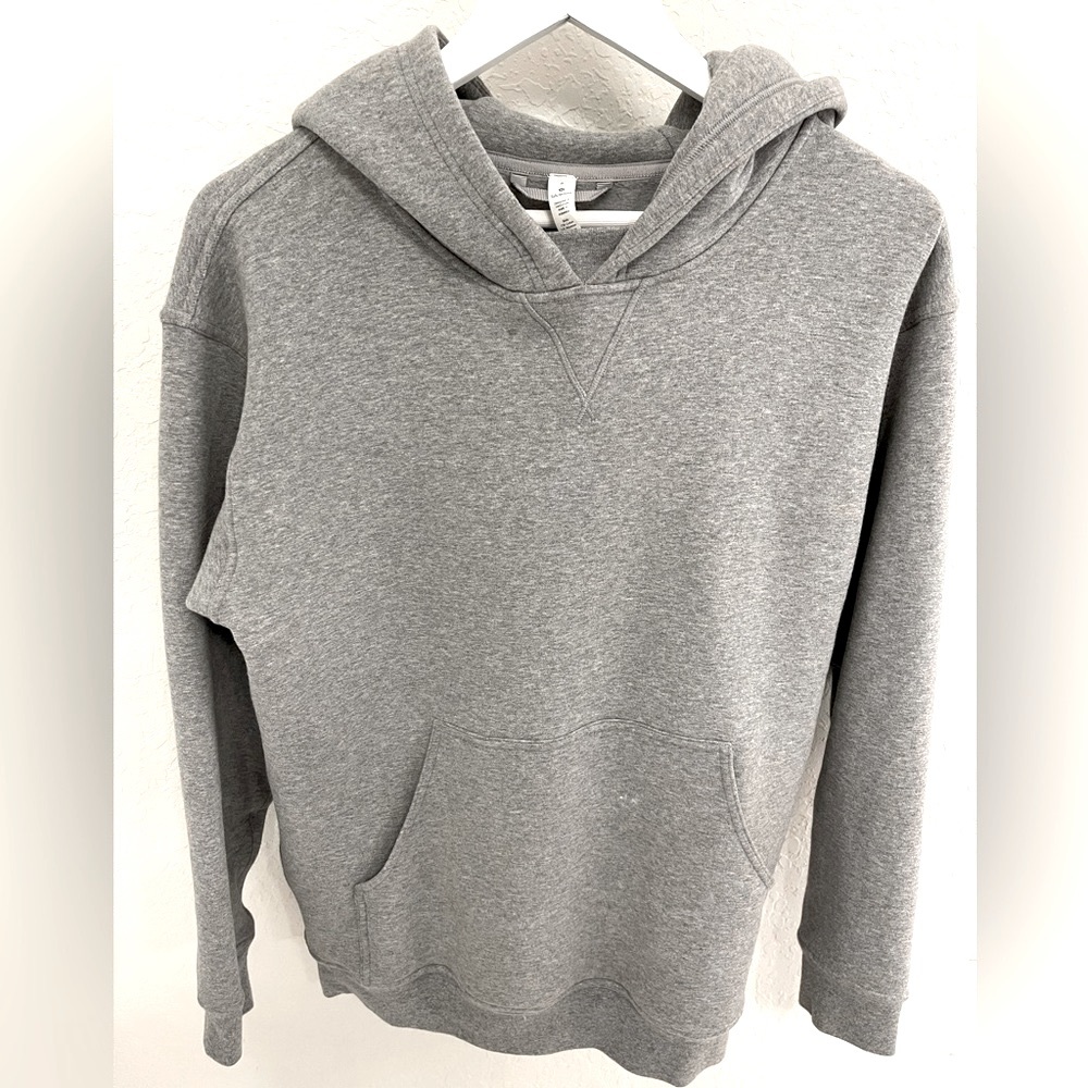 Lululemon grey sweat shirt